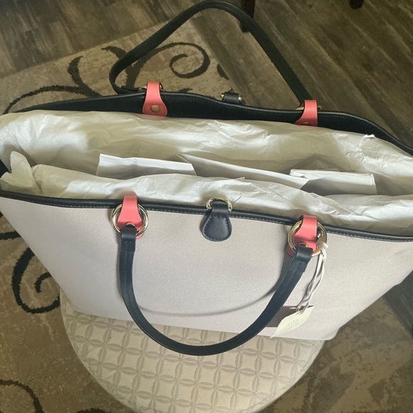 Cream Tote Bag - Picture 5 of 6